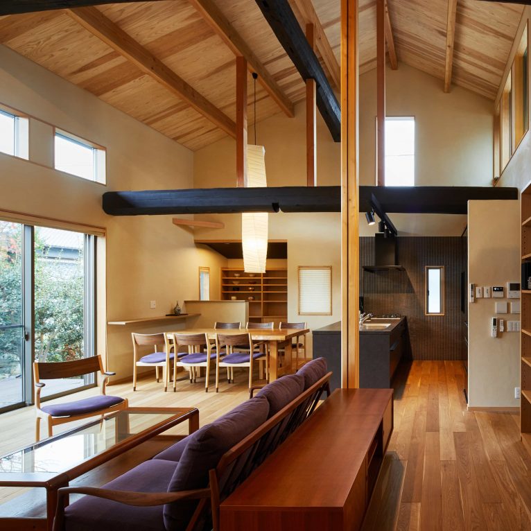 西高野街道沿いの家